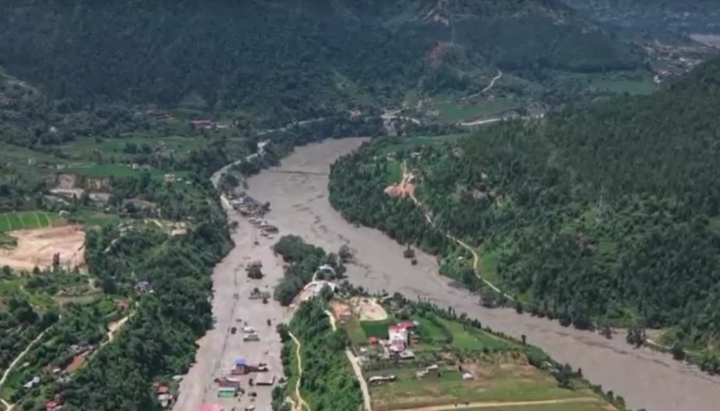 Bilanci tronditës pas përmbytjeve në Nepal, 165 viktima dhe mijëra të zhdukur