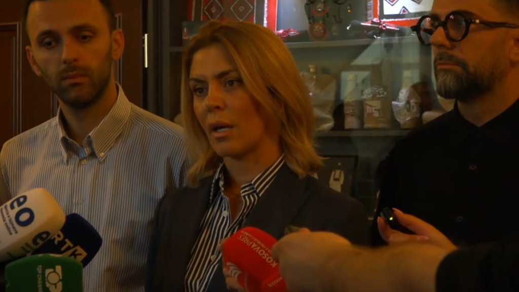 Deklaratë ‘skandaloze’, Deliu: Do t’i ankohemi sekretarit të Kuvendit