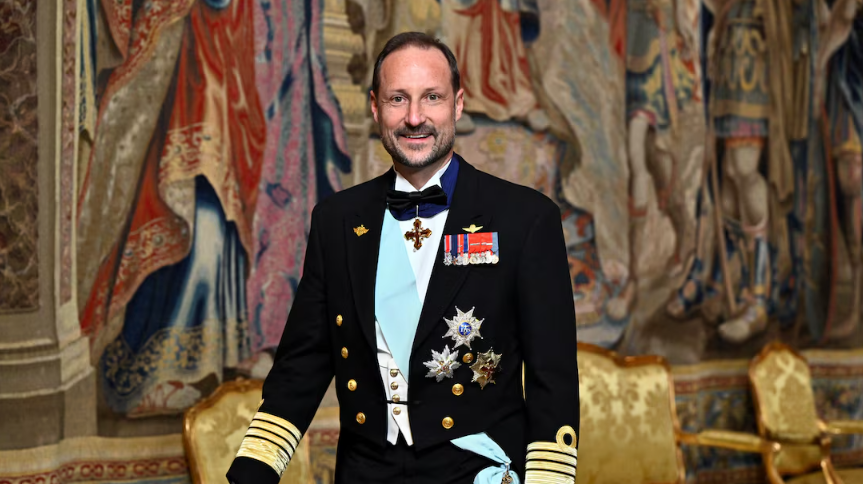 Trashëgimtar i fronit, kush është Haakon VIII Mbreti i Ri i Norvegjisë