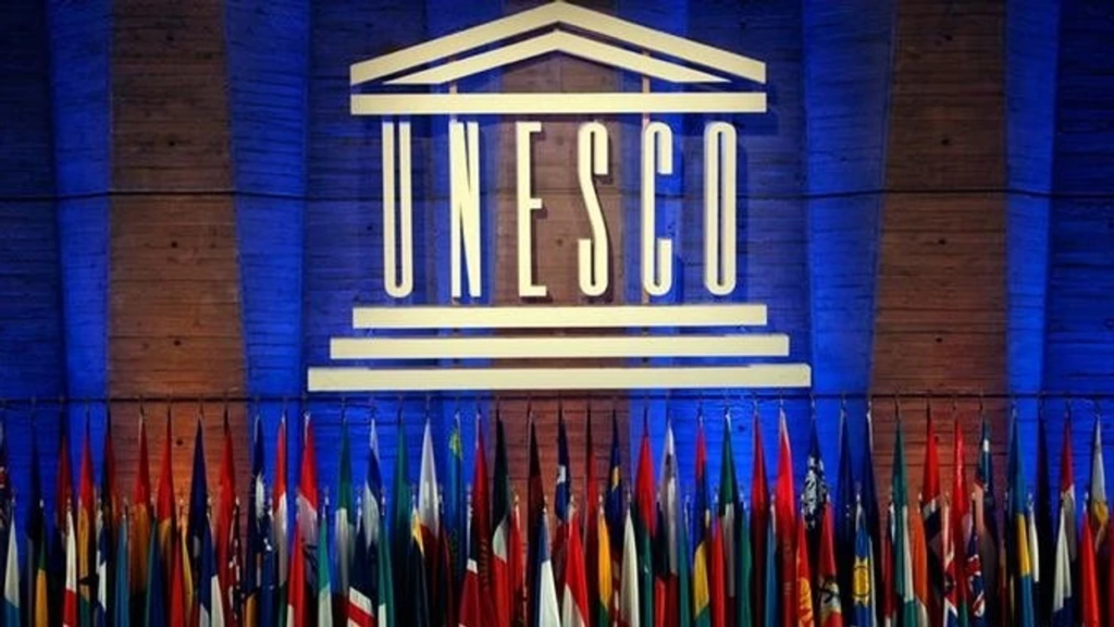 UNESCO: Degradimi i vlerave të zonës së Ohrit nuk është ndalur