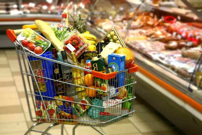 Ministria e Ekonomisë: Nuk ka nevojë për masa të reja, ushqimet më lirë për të dytin muaj radhazi!