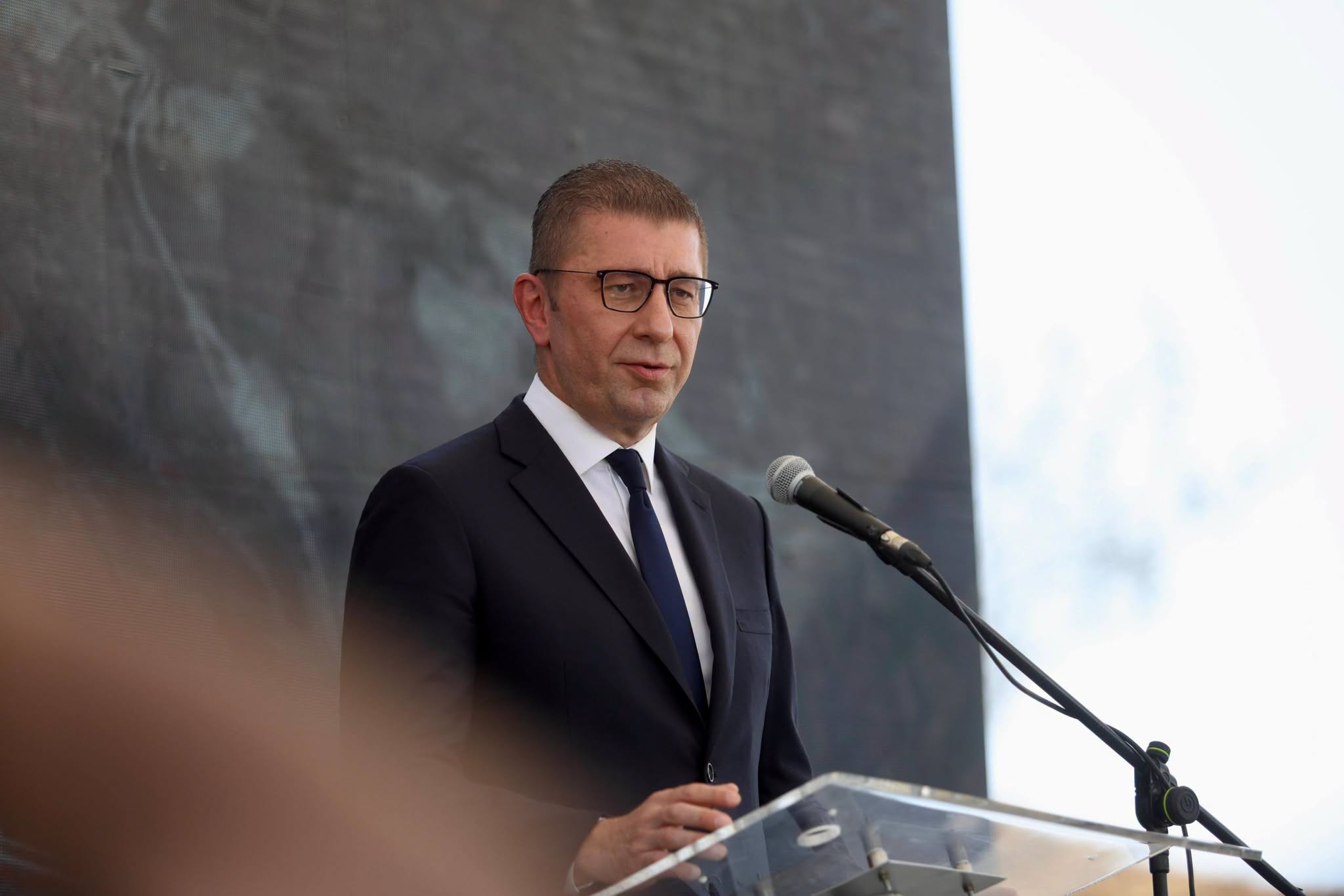 Mickoski  Po bëhet realiteti ndërtimi i autostradës Shkup   Bllacë