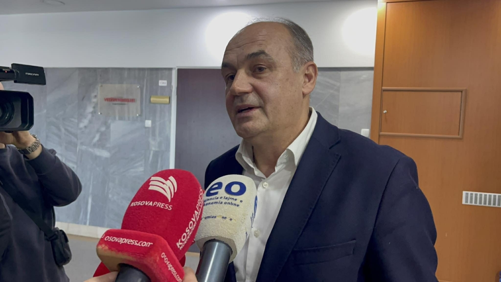 Hoxhaj: Thaçi e Veseli gjithmonë kanë qenë patriotë