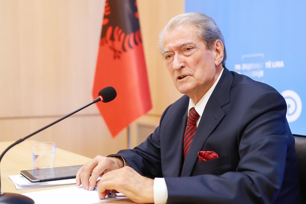 Pas Grupit Parlamentar, Berisha mbledh Kryesinë: Grupi mafioz i AKSHI-t, më i rrezikshmi në Europë!
