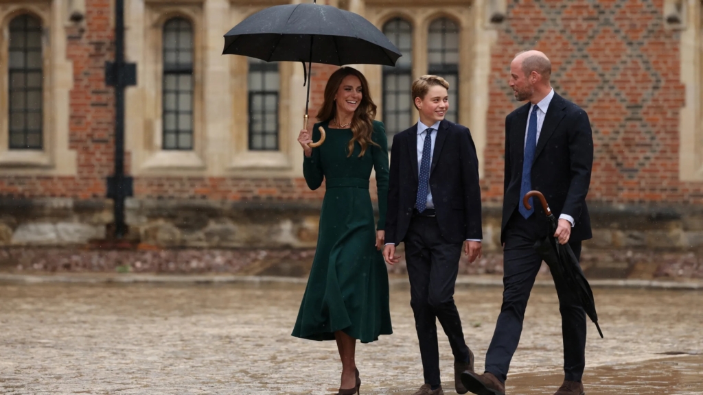 Princi George ndjek gjurmët e babait të tij William, nis zyrtarisht…