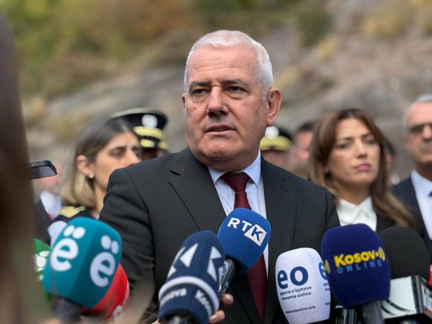 Sveçla: Fitorja në veri u arrit falë sakrificës së Afrim Bunjakut dhe qindra policëve të tjerë