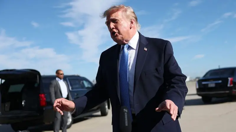 Trump: Burrat e arrestuar pranë RAF Fairford “po planifikonin të shkaktonin dëme të mëdha”