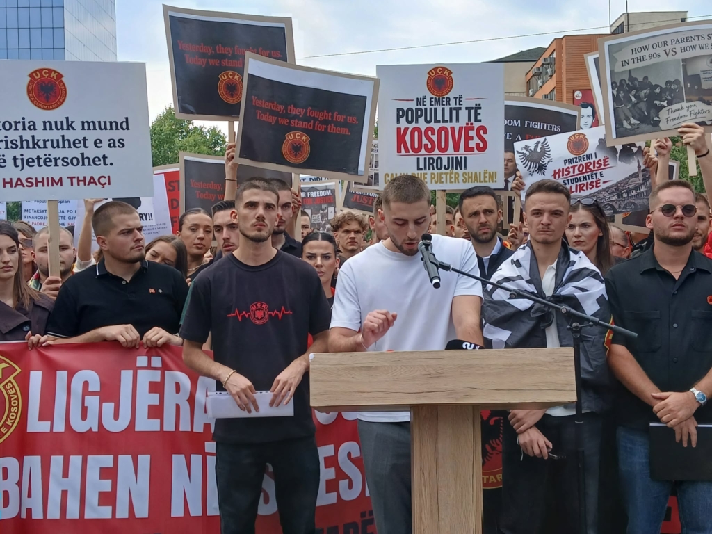 Humolli: Nuk ka gjykatë e as vendim që do ta ndryshojë mënyrën se si rinia i sheh çlirimtarët
