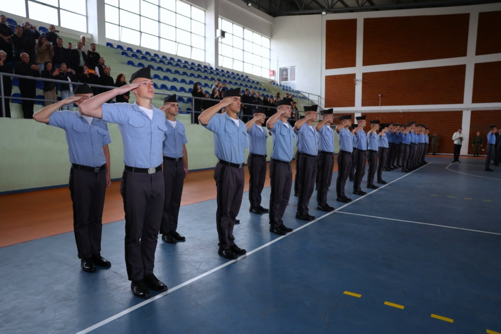 Betohen 17 kadetë të rinj të FSK-së