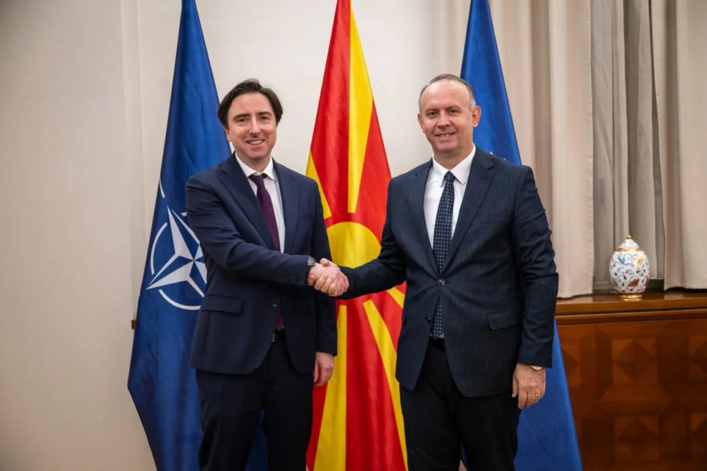 Gashi zhvillon takim lamtumirës me ambasadorin britanik Matthew Lawson