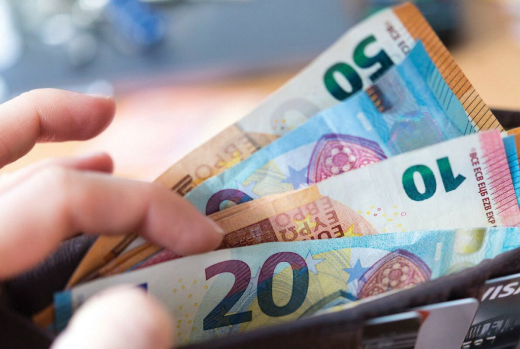 Kartëmonedhat e reja Euro, qytetarët pjesë e vendimmarrjes