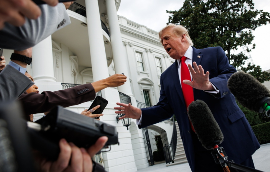 Trump për arrestimet pranë RAF në Britaninë e Madhe: “Zhvillim fantastik”, po planifikonin të shkaktonin dëm të madh