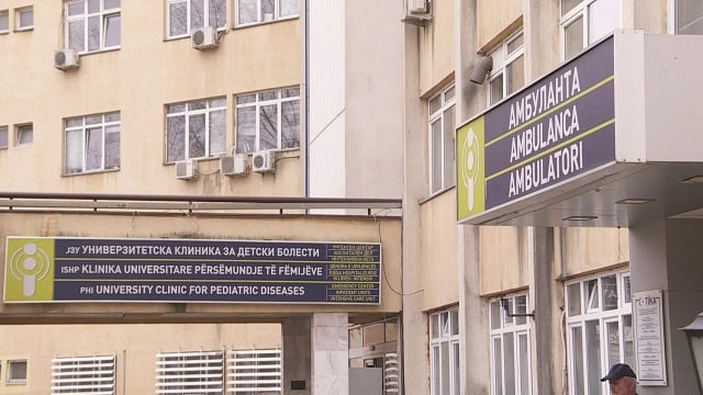 35-vjeçari përfundon me lëndime të rënda në klinikat e Shkupit, policia heton rrethanat