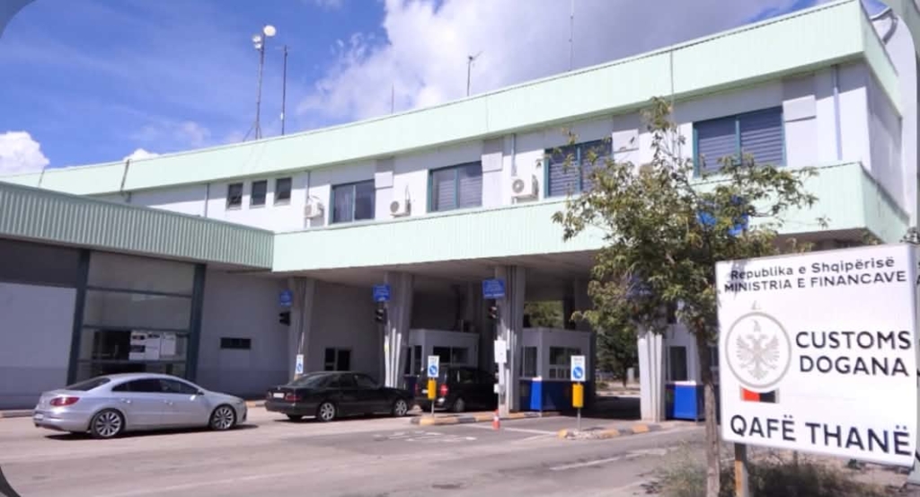 Dokumente të falsifikuara për t’u paraqitur si italian, arrestohet 38-vjeçari në Qafë Thanë