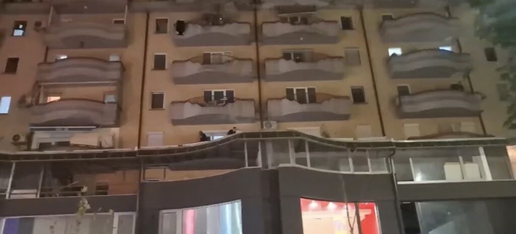 Aksion policor në Tetovë, bllokohet një ndërtesë