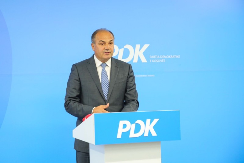 Hoxhaj: Themelimi i Speciales gabim fatal, klasa politike duhet ta pranojë përgjegjësinë për atë vendim