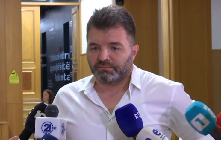 Sadiku: LDK duhet të çlirohet nga komplekset ndaj së kaluarës