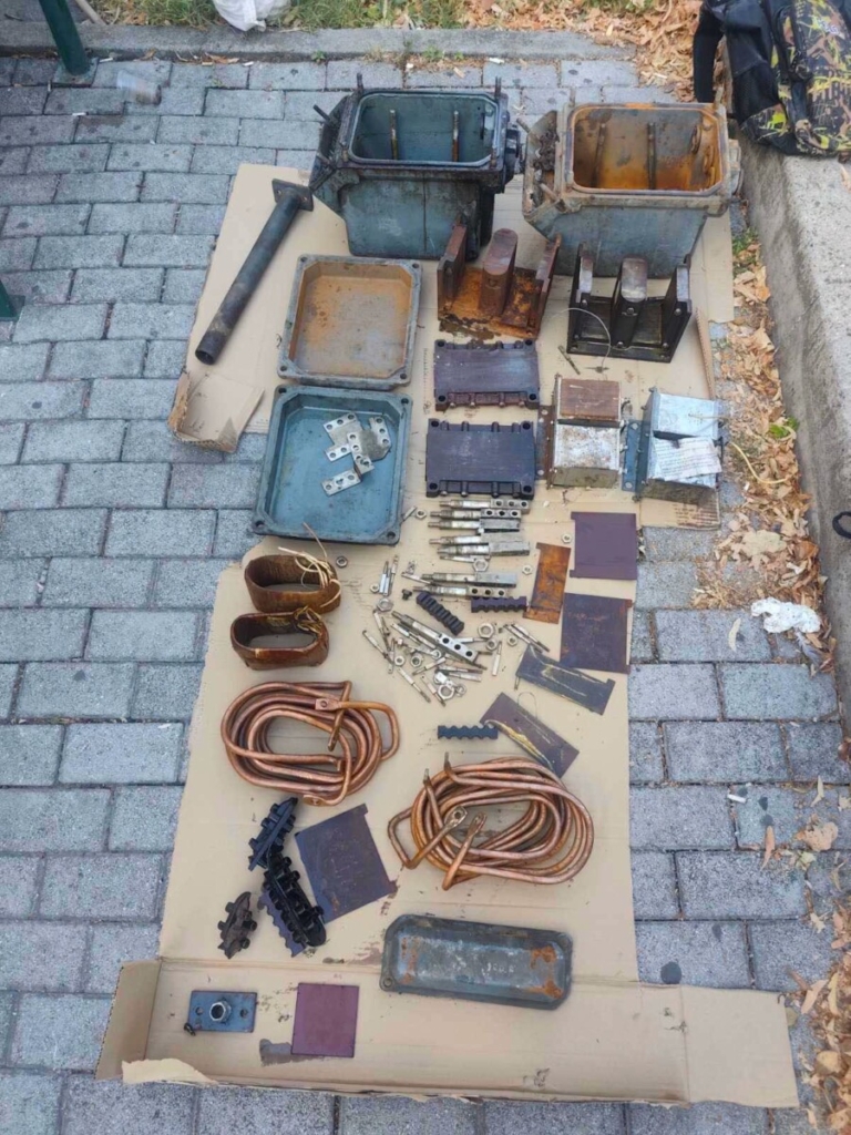 Arrestohet shkupjani, dyshohet se ka vjedhur pjesë të hekurudhës