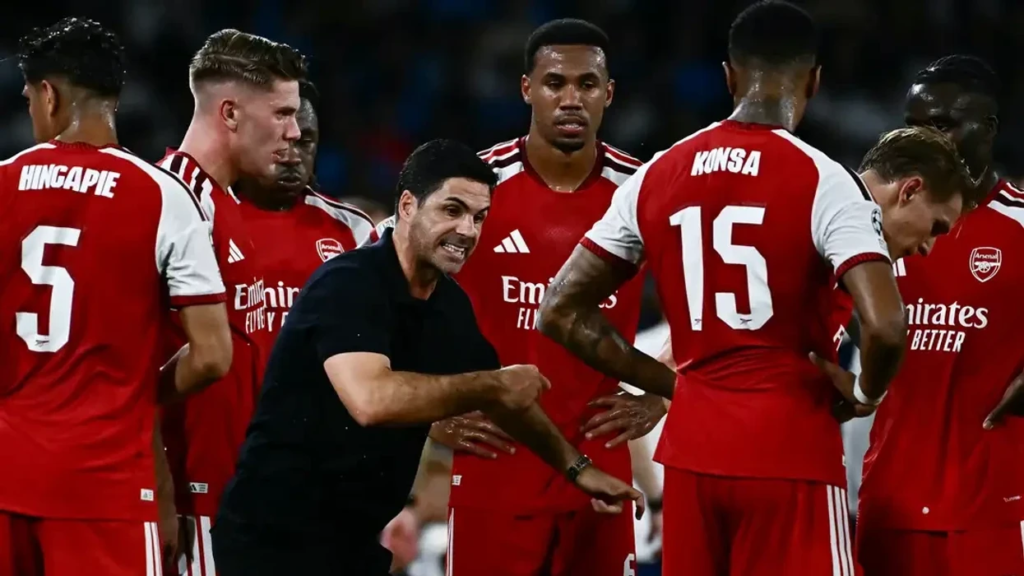 Arteta nuk përmbahet, spanjolli shpërtheu ndaj tre yjeve të Arsenalit në mes të ndeshjes me Napolin