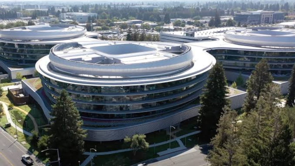 Apple gjobitet me 5.7 miliardë dollarë, përdori pa leje teknologjinë e një kompanie tjetër
