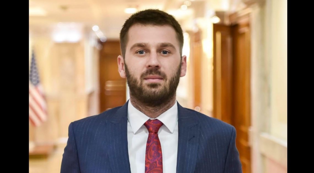 Kërçeli ironizon me Kujtim Shalën: Tash po i kërkon votat e Vetëvendosjes për nënkryetar