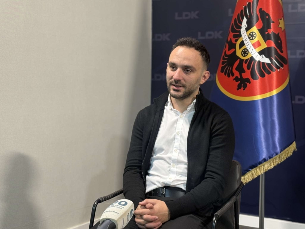 Kritikat ndaj Abdixhikut, Guri-Ymerit: Kush ta hapi derën për t’u bërë deputete, kryetari të radhiti lart në listë
