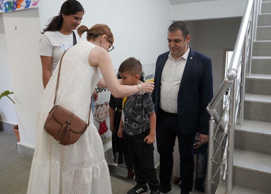Vetëm një nxënës i klasës së parë në Velusë të Strumicës! Nxënësit nga klasa e gjashtë deri në të nëntë mësojnë në Strumicë