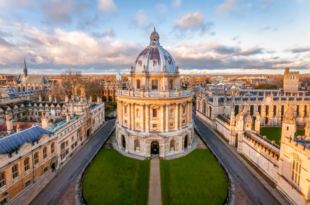 Këto janë universitetet më të mira në botë për 2027, SHBA dhe Britania dominojnë 10-shen e parë