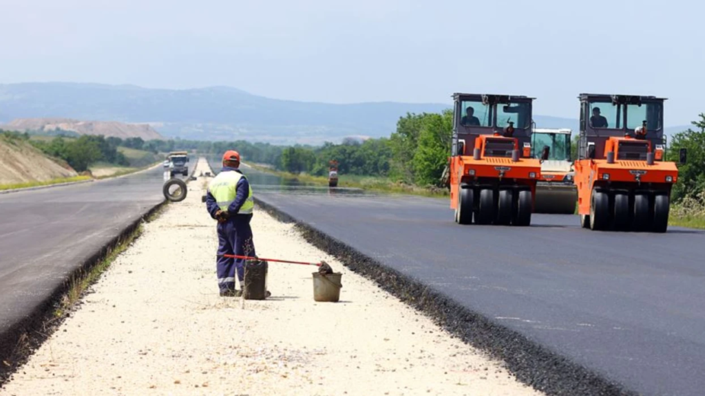 Fillon ndërtimi i autostradës Bukojçani – Kërçovë, pjesë e Korridorit 8