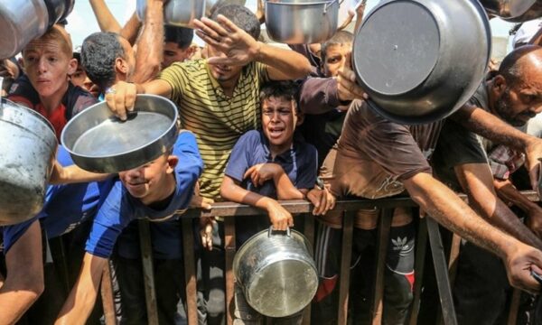 OKB: Do të shkurtohen ndihmat për 500,000 njerëz në Gaza, pasi fondet po pakësohen