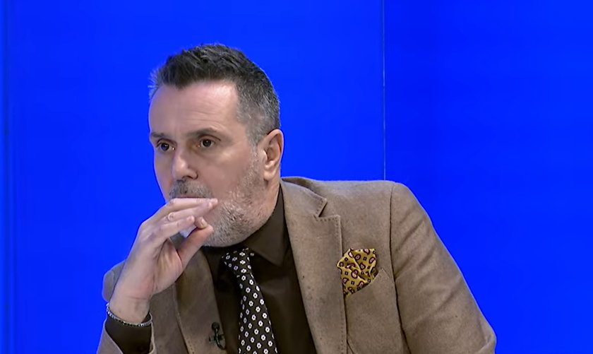 Kurtit mbrëmë i janë dhënë edhe tetë vjet pushtet, thotë Gashi