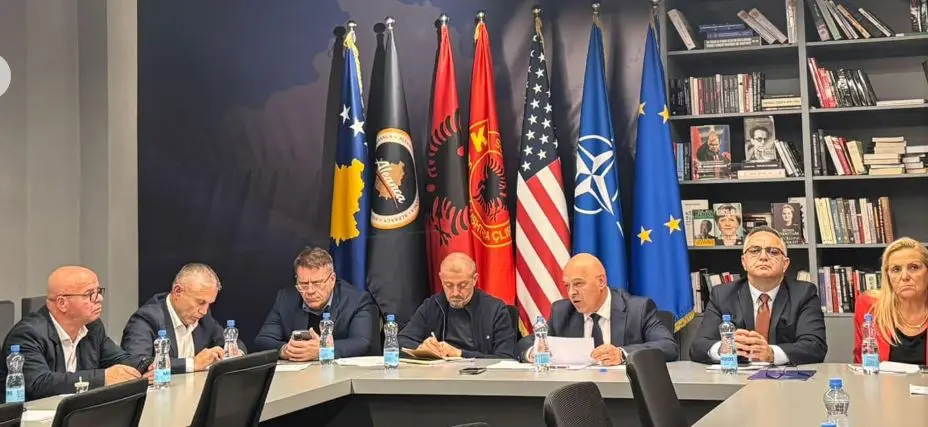 Gjini njofton themelimin e shkollës politike të Aleancës