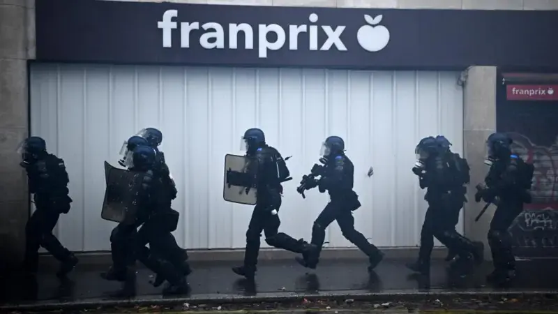 Tensione dhe përleshje në Francë, arrestohen 55 persona, shumica të mitur