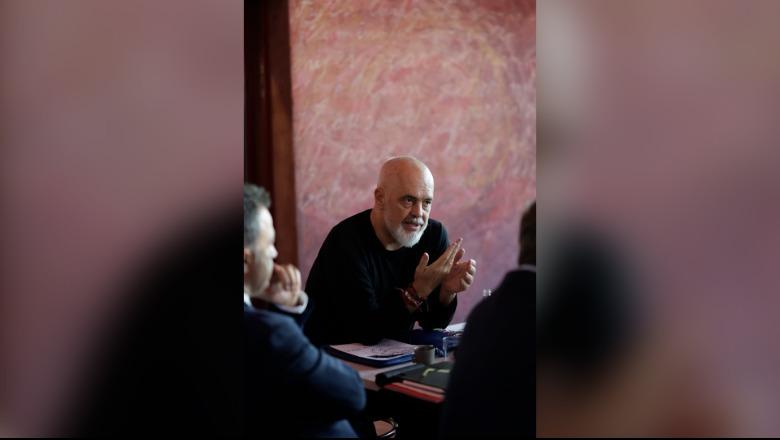 Dje kërkoi rinovimin e institucioneve, sot Rama mbledh ministrat e drejtuesit politikë!