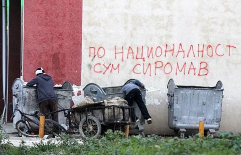Rreth 40% e të punësuarve në Maqedoninë e Veriut marrin paga pranë minimumit