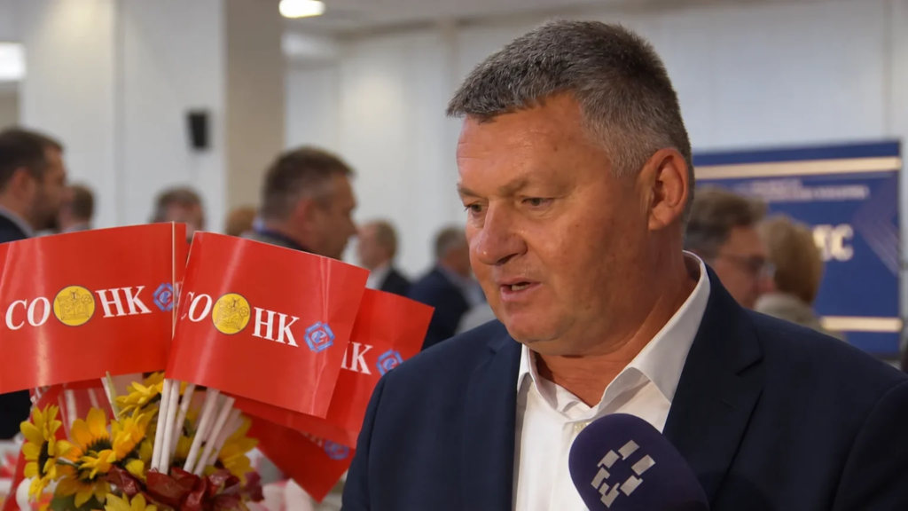 Stojko Ramov zgjedhet kryetar i ri i SAShK-ut, premton rikthimin e dinjitetit të mësimdhënësve