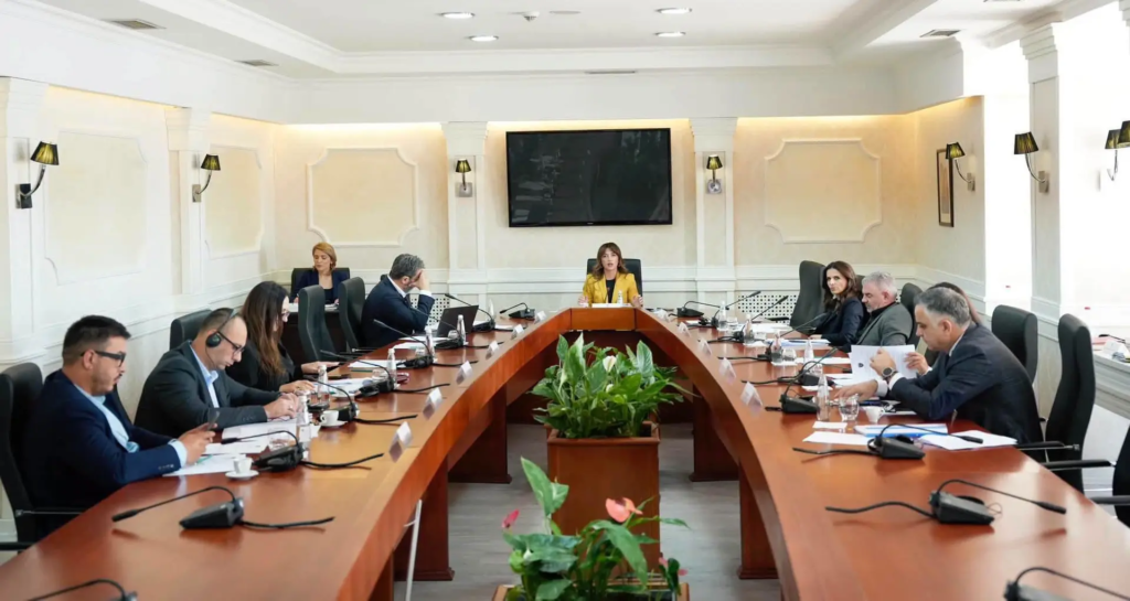 Të hënën mblidhet Kryesia e Kuvendit, këto janë pikat e rendit të ditës