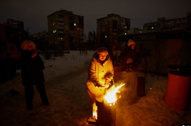 Plani rus për një dimër të ftohtë dhe të errët në Ukrainë – Vizion Plus