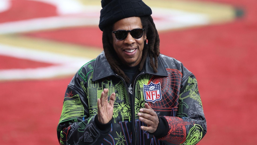 Jay-Z do të performojë në skenën e Super Bowl 2027, mund të surprizojë me praninë e Beyoncé