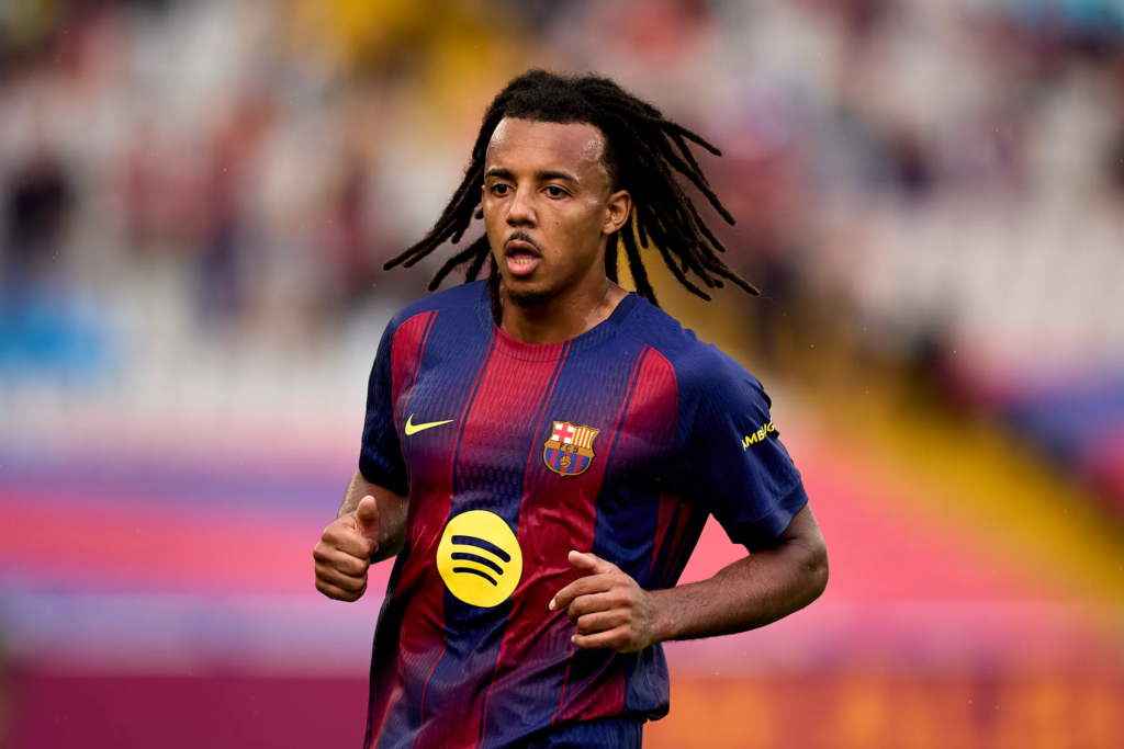 Barcelona në telashe para El Clasicos, Kounde pritet të mbetet jashtë
