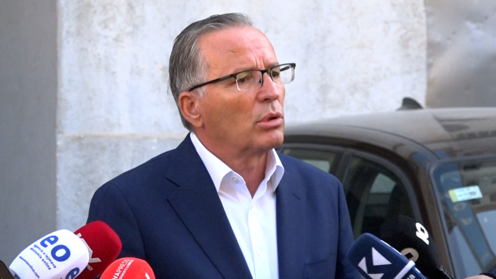 Raportohet se Bedri Hamza ka ofruar dorëheqjen