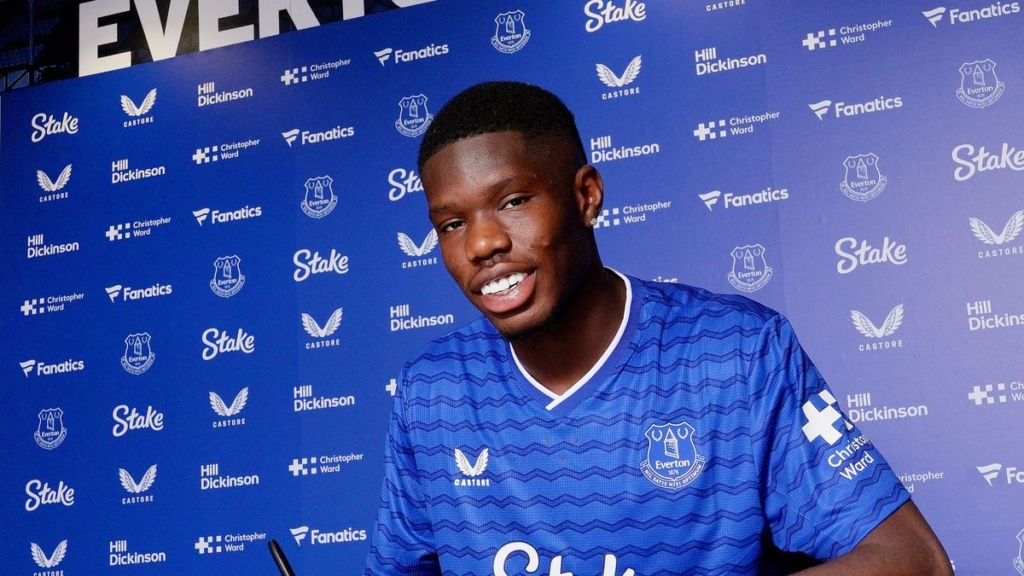 Çfarë po ndodh në Angli? Një tjetër futbollist i Premier League bëhet viktimë e grabitjes