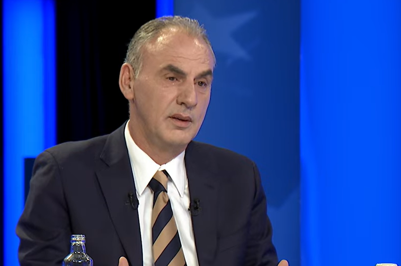 Limaj: Duhej ta thërrisnim Malcolm Simmonsin për të treguar çfarë kishte për të thënë