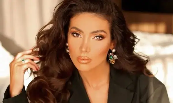 Nora Istrefi sqaroi situatën e saj me menaxherin, mohon zërat për probleme financiare