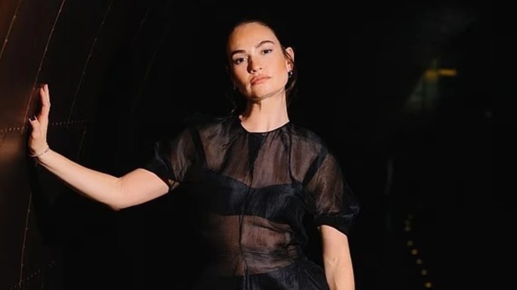 Lily James mahnit në premierën e filmit të ri!