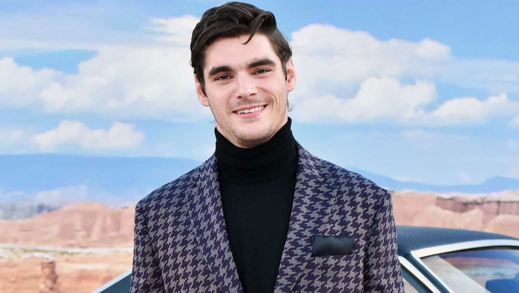 RJ Mitte do të nderohet me ceremoni publike në Teksas!